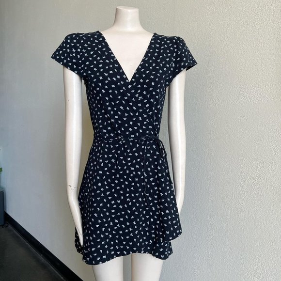 Brandy Melville Robbie Wrap Dress In Tiny Floral Print - Picture 2 of 5